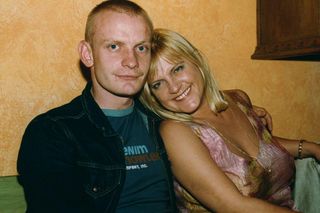 W serialu grali matkę i syna. Nie uwierzycie, jak niewielka różnica wieku dzieliła ich w prawdziwym życiu! 