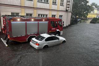 Dramatyczna sytuacja w Kaliszu. Zalane ulice, posesje i domy