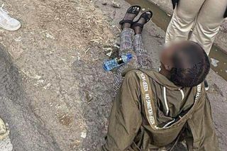 Bydgoscy policjanci na wakacjach w Afryce pomogli nieznajomej. Kobieta leżała bez życia na drodze, nikt inny nawet nie przystanął