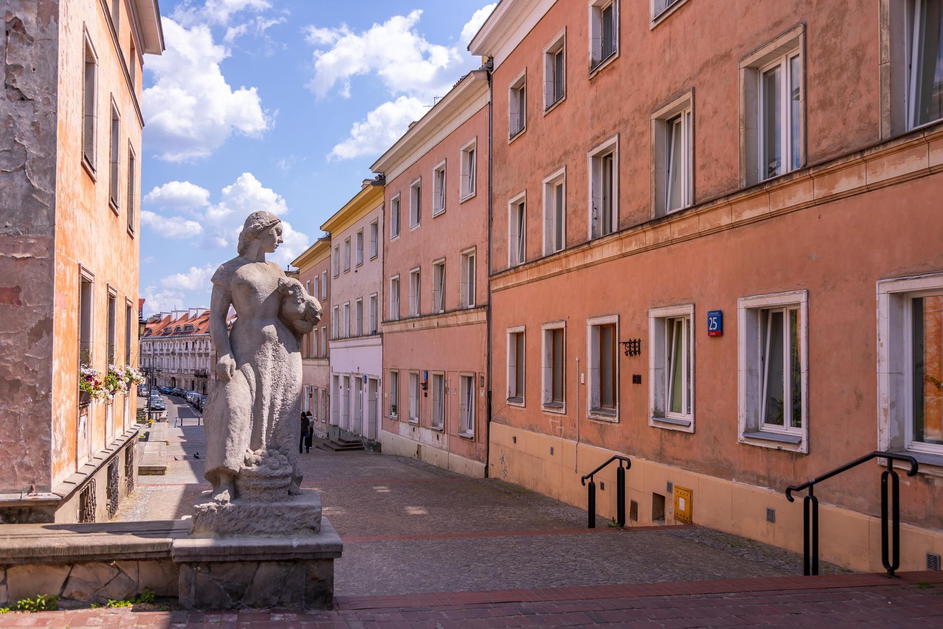 Mariensztat w Warszawie - zdjęcia. Niewykorzystany potencjał w centrum miasta