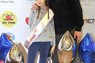 Córka Tomasza Karolaka nie posługuje się nazwiskiem ojca. Wyszło na jaw, jak naprawdę się nazywa