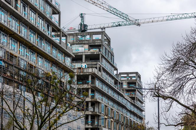 Budynek wielorodzinny przy ul. Mordechaja Anielewicza 15A w Warszawie