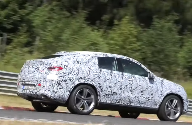Nowy Mercedes Benz Gle Coupe Przyłapany Na Nurburgringu To