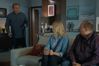 M jak miłość, odcinek 1704: Staszek (Sławomir Holland), Jagoda (Katarzyna Kołeczek), Tadeusz (Bartłomiej Nowosielski)