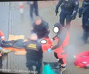 Wstrząsający wypadek tuż przed świętami. 25-latek poślizgnął się wypadł z okna! 