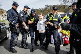 Greta Thunberg zatrzymana przez policję. Brała udział w demonstracji w Hadze