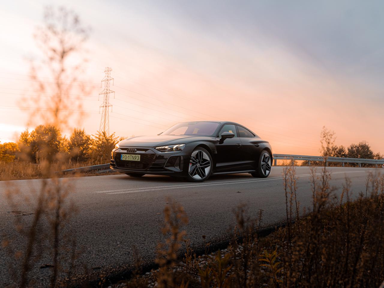 Audi RS e-tron GT to elektryczny odrzutowiec, w którym błędnik szaleje - TEST, OPINIA