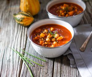 Wegetariańska zupa gulaszowa – sprawdzony  przepis