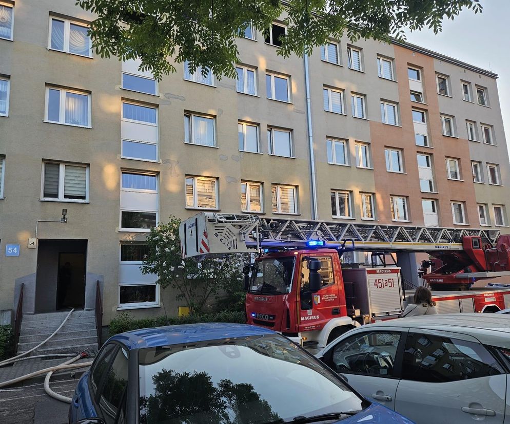 Groźny pożar w Gliwicach. Jedna osoba wymagała udzielenia pierwszej pomocy