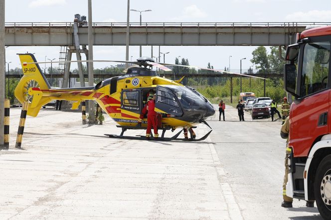 Kontrolowane zderzenie pociągu z osobówką