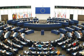 Parlament Europejski: ACTA2 przegłosowane! Ta decyzja zmieni internet. Co to dla nas oznacza?
