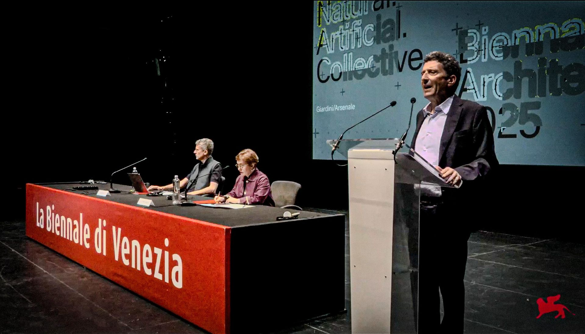  Pietrangelo Buttafuoco, prezes Fundacji Biennale di Venezia.