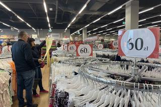 Otwarcie pierwszego w Polsce sklepu Woolworth w centrum handlowym Atut w Krakowie