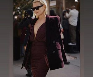 Pierwszy raz i od razu hit! Kożuchowska olśniła w bordowej kreacji