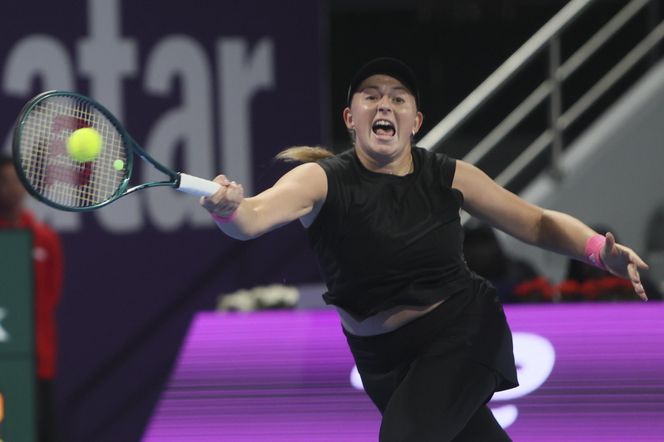 Ostapenko znów puściły nerwy! Wstrząsające słowa Sabalenki: „Myślę, że ma problemy w życiu”