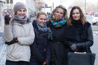 Przyjaciółki 5 sezon. Inga (Małgorzata Socha), Patrycja (Joanna Liszowska), Anka (Magdalena Stużyńska), Zuza (Anita Sokołowska)