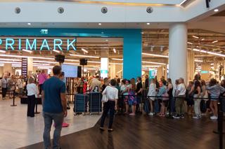 Primark we Wrocławiu oficjalnie otwarty! Kolejki do sklepu od samego rana [ZDJĘCIA]