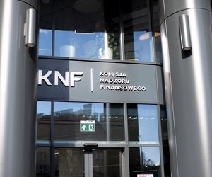 Rewolucja na liście ostrzeżeń KNF