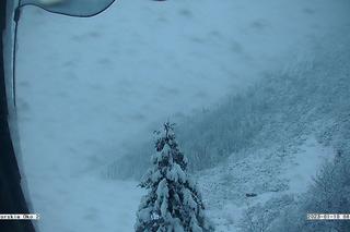 Zima powróciła w Tatry. W górach obowiązuje drugi stopień zagrożenia lawinowego