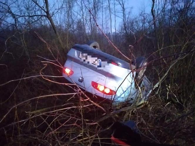Tragiczny finał podróży! Dwie osoby, w tym DZIECKO, trafiły do szpitala