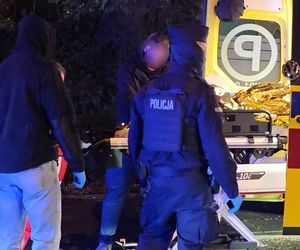 Furiat szalał na Mokotowie. Zrzucał meble na samochody