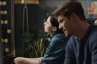 M jak miłość, odcinek 1721: Iza (Adriana Kalska), Marcin (Mikołaj Roznerski)