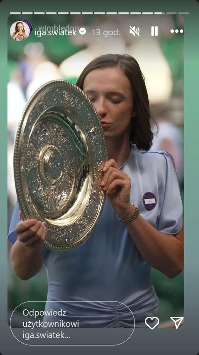 Wimbledon zdobyty, Rolex odkryty. Iga Świątek zachwyciła też błękitną kreacją!