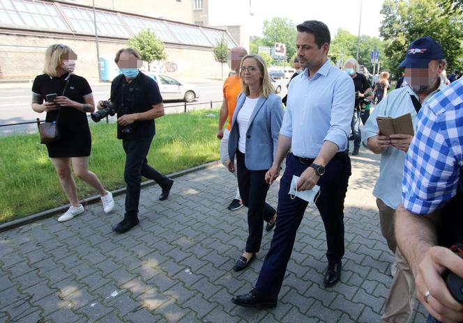 Wybory 2020 Rafał Trzaskowski i żona oddali głosy