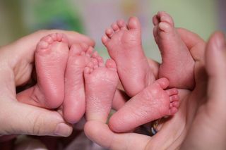 W szpitalu w Olsztynie przyszły na świat trojaczki. „Nie przestajemy się uśmiechać”