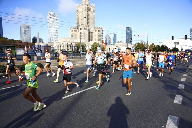 Uczestnicy 46. edycji Nationale-Nederlanden Maratonu Warszawskiego