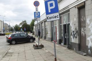 Niedawno obchodziliśmy jej siódme urodziny, ósmych już nie będzie. Największa w Warszawie dziura rozpłynęła się w powietrzu