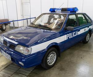  Czerwone ferrari warte 2,5 miliona euro w Poznaniu.