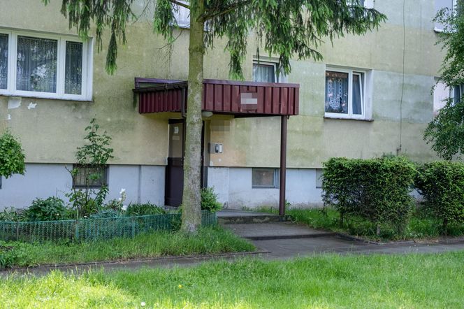 Zadał żonie 20 ciosów nożem i poszedł na policję o tym opowiedzieć.