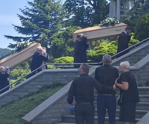 Tragedia w Starej Wsi. Pogrzeb Justyny i Zbigniewa