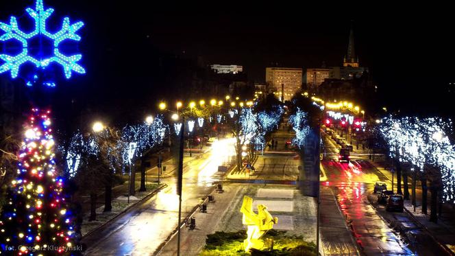 Iluminacje w al. Jana Pawła II