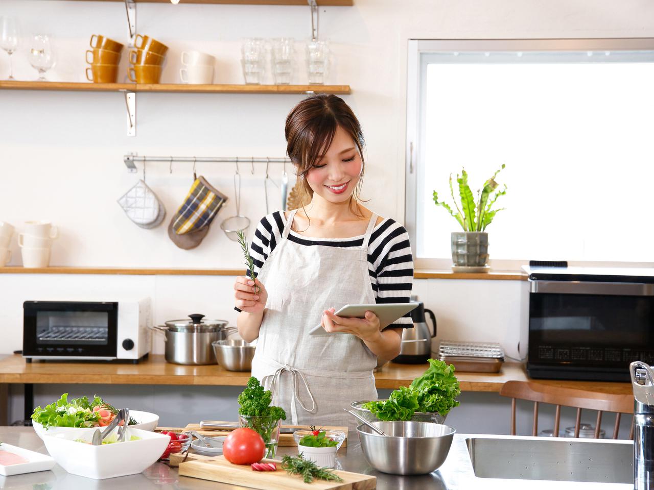 Sprytne sposoby na oszczędne gotowanie