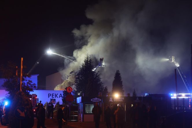 Pożar hali w Sosnowcu