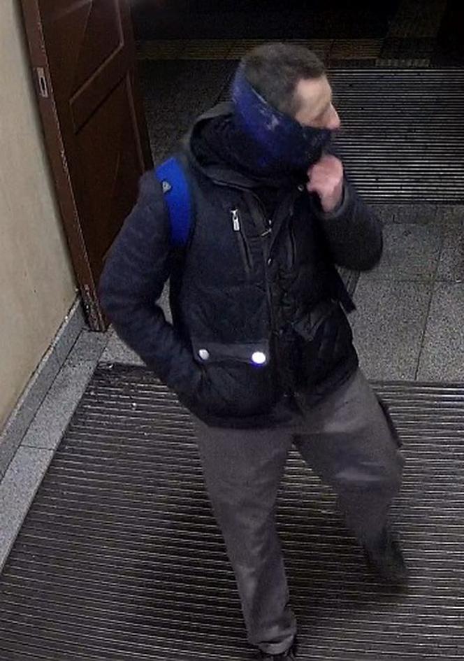Poznań: Wyzywał radnego od "ped****" i groził nożem. Szuka go policja