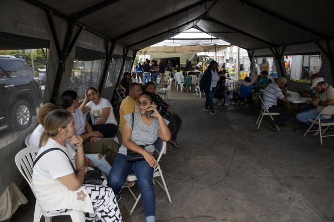 Makabra! Zawalił się dach dyskoteki. Co najmniej 184 osoby nie żyją!