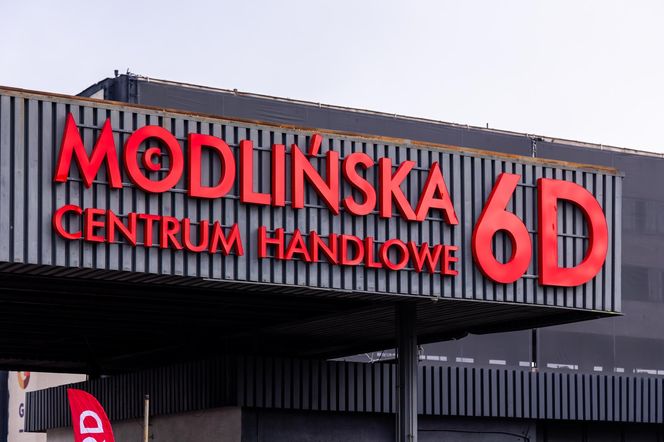 Centrum handlowe Modlińska 6D w Warszawie