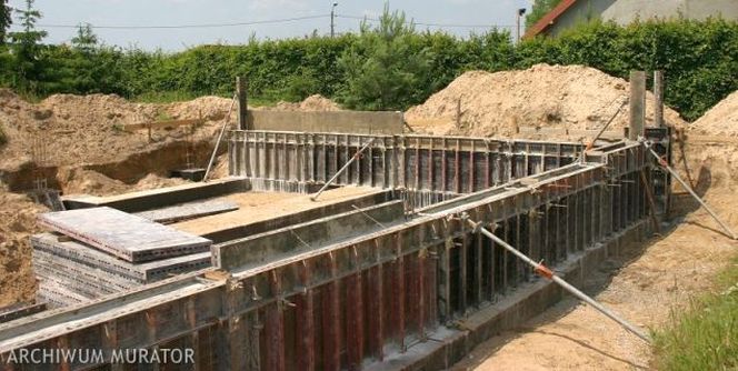 Fundamenty betonowe. Ściany fundamentowe monolityczne