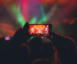 Fajer Festiwal 2025 w TAURON Parku Śląskim. Pierwszy dzień przyciągnął tłumy