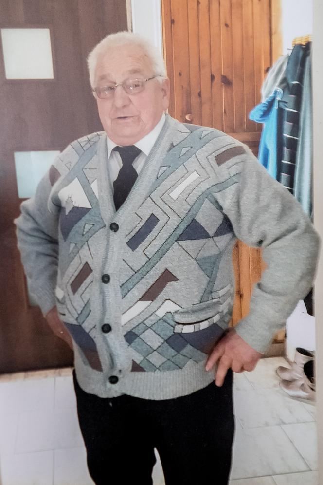 Przez proboszcza musiałam pochować męża 20 kilometrów od domu.