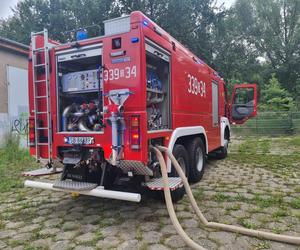 Na niebie widoczne były kłęby dymu. W Bielsko-Białej paliły się wraki samochodów