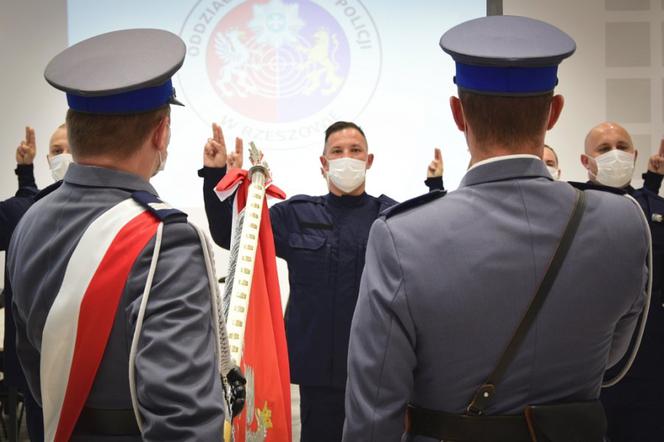 Nowi policjanci złożyli ślubowanie w Rzeszowie [ZDJĘCIA]