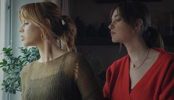 M jak miłość odcinek 1808: Kama (Michalina Sosna), Ania (Alina Szczegielniak)