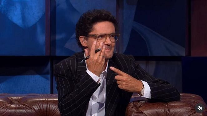 Kuba Wojewódzki z partnerką  na premierze "Hamleta"