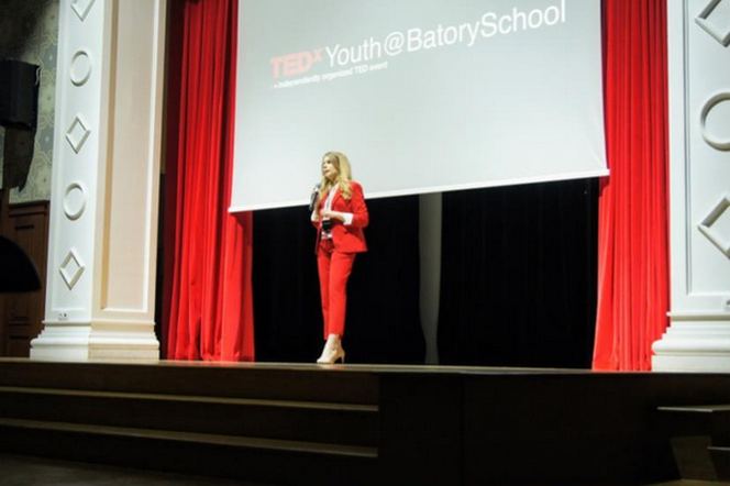Konferencja TEDxYouth w II Liceum Ogólnokształcącym im. Stefana Batorego w Warszawie