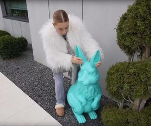 Andziaks przegięła z dekoracjami na Wielkanoc - zając na sterydach i gigantyczne jajka! Czuję zażenowanie