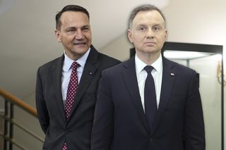 Sikorski krytykuje Dudę. Chyba to nie buduje jego autorytetu